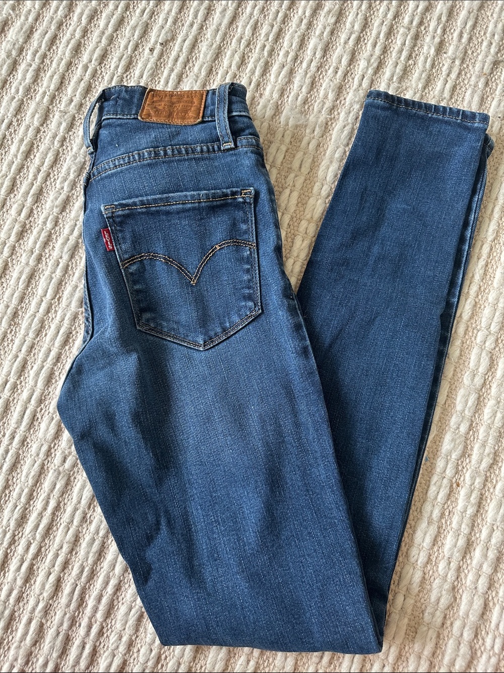 Levi's women’s Dark Blue Slim Fit Jeans